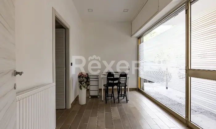 Rexer-FERRARA-Locale-uso-ufficio-al-piano-terra-Altro
