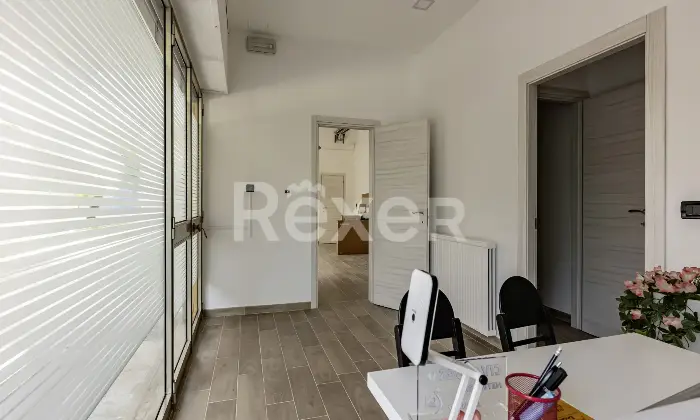 Rexer-FERRARA-Locale-uso-ufficio-al-piano-terra-Altro
