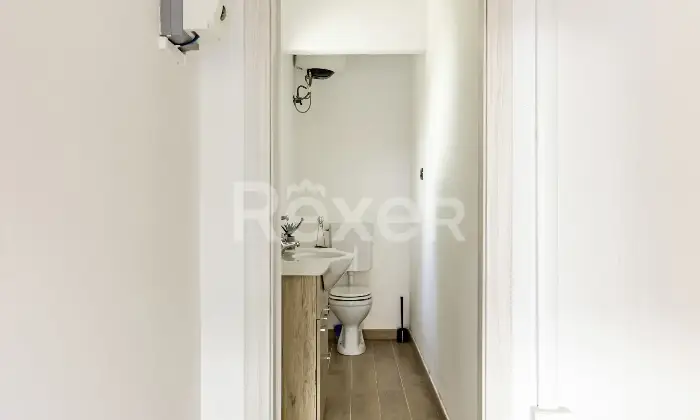 Rexer-FERRARA-Locale-uso-ufficio-al-piano-terra-Altro