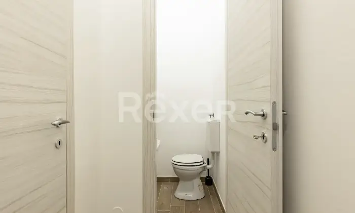 Rexer-FERRARA-Locale-uso-ufficio-al-piano-terra-Altro