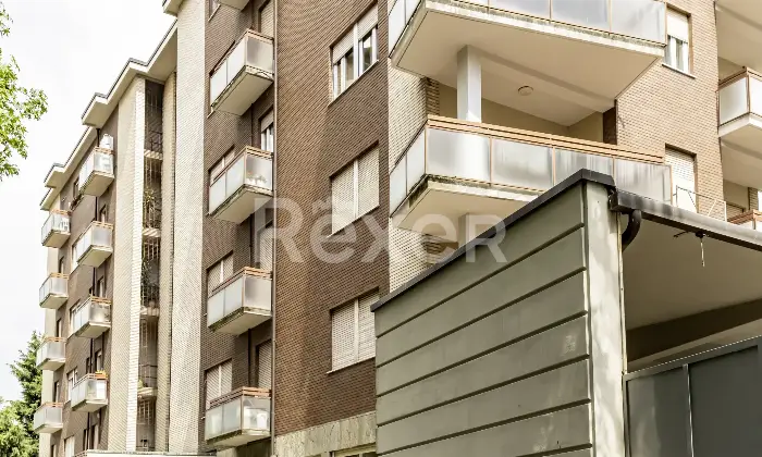 Rexer-Bergamo-APPARTAMENTO-SIGNORILE-CON-BOX-E-CANTINA-Altro