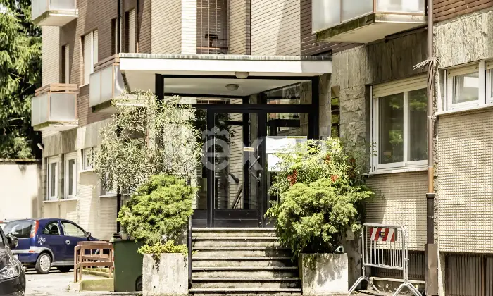 Rexer-Bergamo-APPARTAMENTO-SIGNORILE-CON-BOX-E-CANTINA-Altro