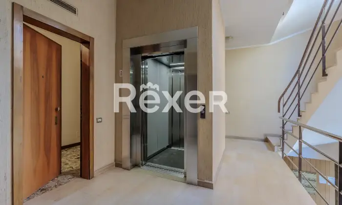 Rexer-Bergamo-APPARTAMENTO-SIGNORILE-CON-BOX-E-CANTINA-Altro