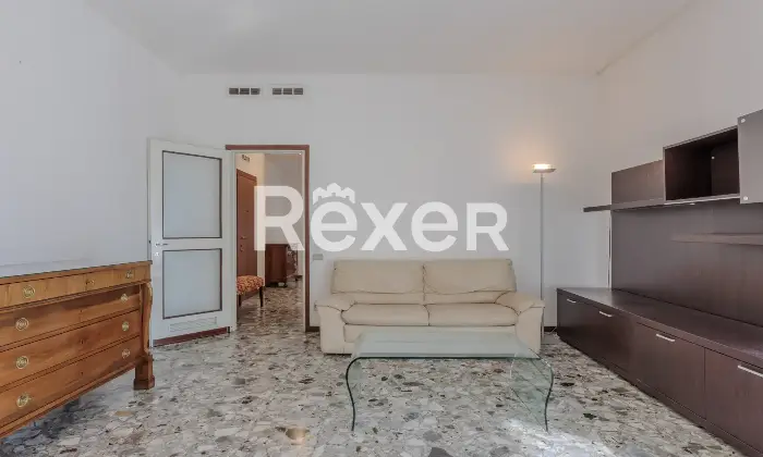 Rexer-Bergamo-APPARTAMENTO-SIGNORILE-CON-BOX-E-CANTINA-Altro