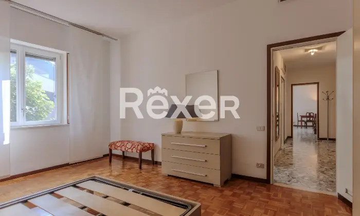 Rexer-Bergamo-APPARTAMENTO-SIGNORILE-CON-BOX-E-CANTINA-Altro