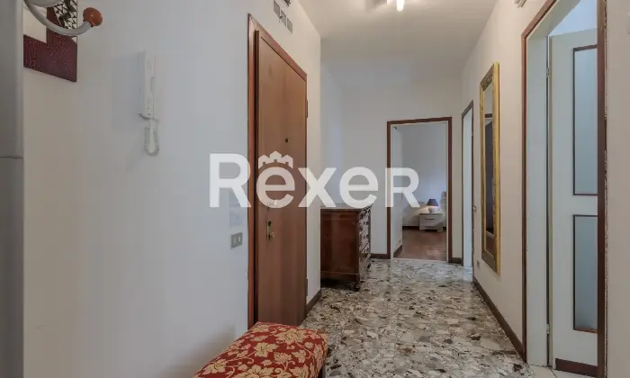 Rexer-Bergamo-APPARTAMENTO-SIGNORILE-CON-BOX-E-CANTINA-Altro
