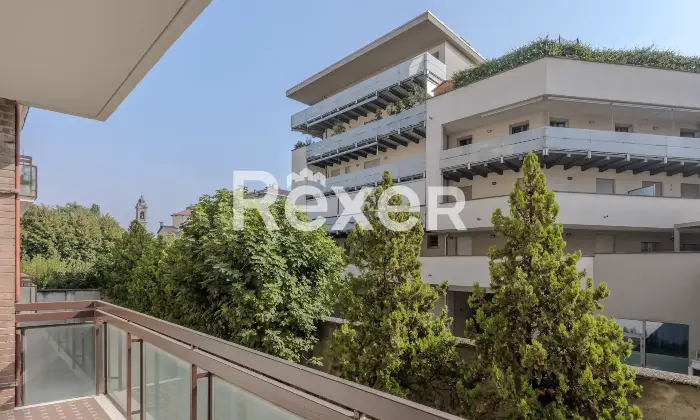 Rexer-Bergamo-APPARTAMENTO-SIGNORILE-CON-BOX-E-CANTINA-Altro