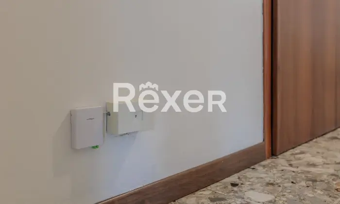Rexer-Bergamo-APPARTAMENTO-SIGNORILE-CON-BOX-E-CANTINA-Altro