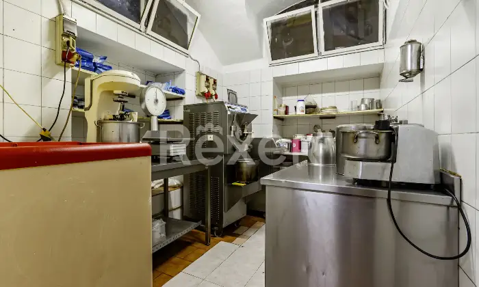 Rexer-Torino-LOCALE-COMMERCIALE-IN-ZONA-PRESTIGIOSA-Altro