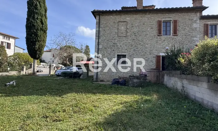 Rexer-Rapolano-Terme-Appartamento-in-casale-Facciata