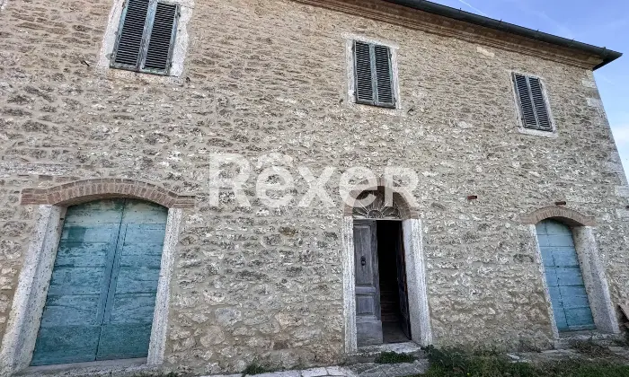 Rexer-Rapolano-Terme-Appartamento-in-casale-Facciata