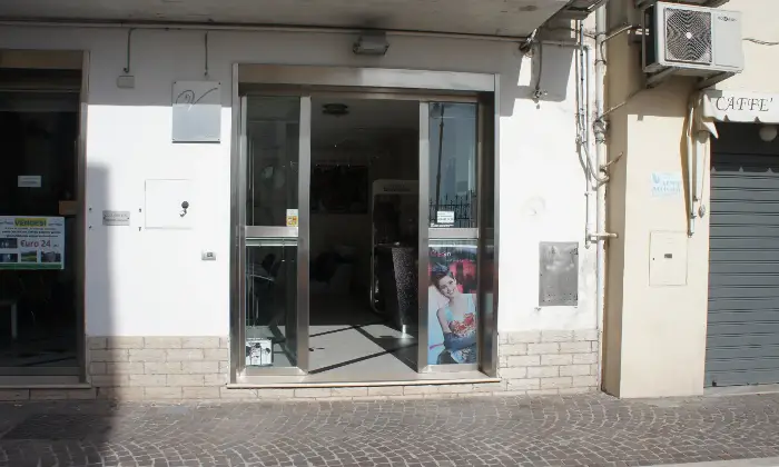 Rexer-Ortona-ORTONA-ZONA-CENTRALISSIMA-LOCALE-AFFITTATO-A-PIZZERIA-A-REDDITO-Altro