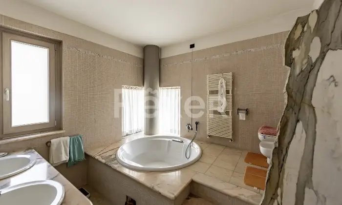 Rexer-Pietramelara-Ampia-propriet-antisismica-con-giardino-terrazzo-e-locali-accessori-Pietramelara-CE-Altro