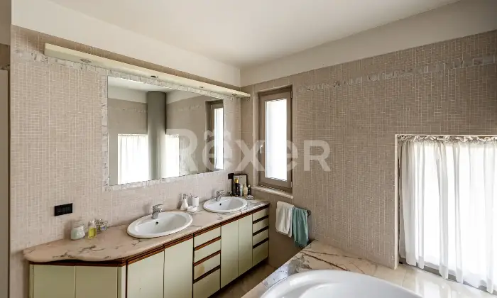 Rexer-Pietramelara-Ampia-propriet-antisismica-con-giardino-terrazzo-e-locali-accessori-Pietramelara-CE-Altro