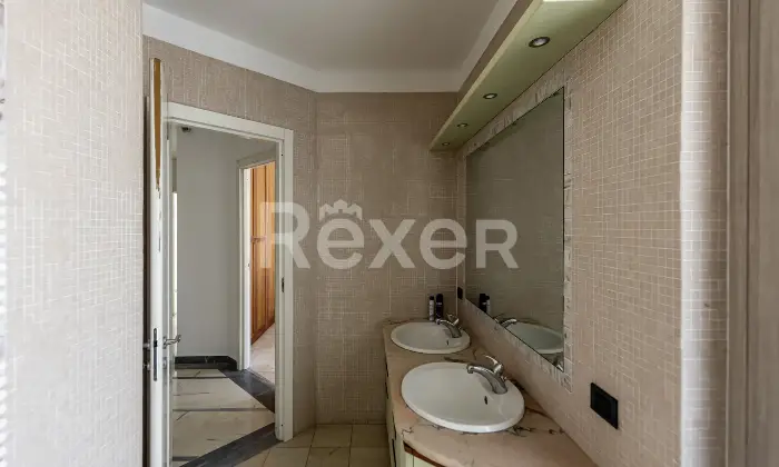 Rexer-Pietramelara-Ampia-propriet-antisismica-con-giardino-terrazzo-e-locali-accessori-Pietramelara-CE-Altro