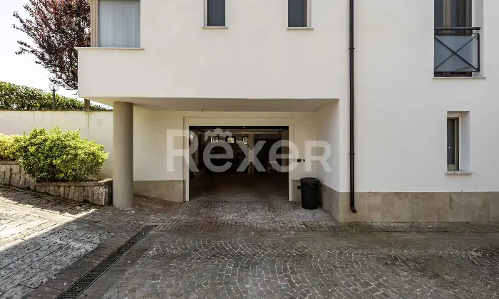 Rexer-Pietramelara-Ampia-propriet-antisismica-con-giardino-terrazzo-e-locali-accessori-Pietramelara-CE-Altro