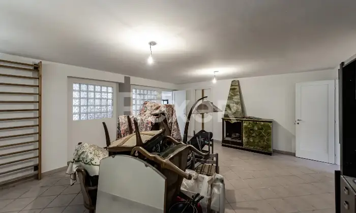 Rexer-Pietramelara-Ampia-propriet-antisismica-con-giardino-terrazzo-e-locali-accessori-Pietramelara-CE-Altro