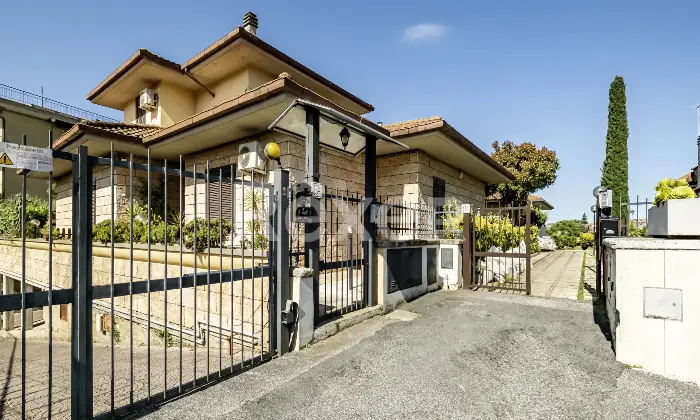 Rexer-Roma-Villa-Unifamiliare-Altro