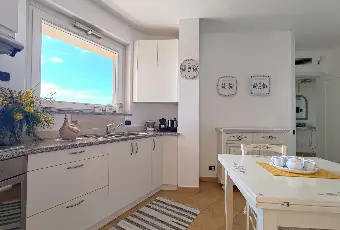 Rexer-Iglesias-Elegante-appartamento-con-spendita-vista-mare-Cucina