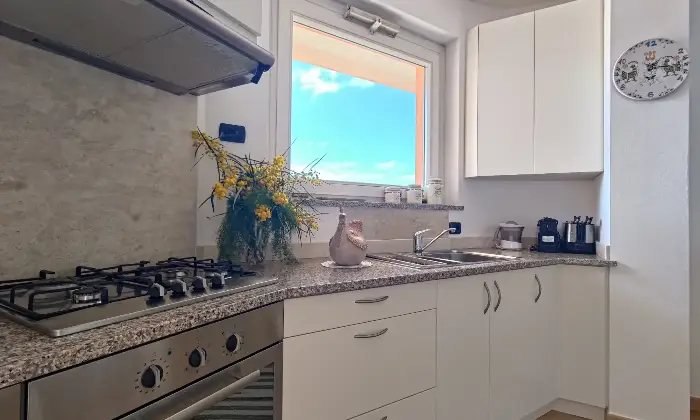 Rexer-Iglesias-Elegante-appartamento-con-spendita-vista-mare-Cucina