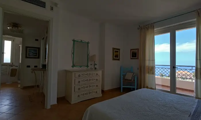 Rexer-Iglesias-Elegante-appartamento-con-spendita-vista-mare-Altro