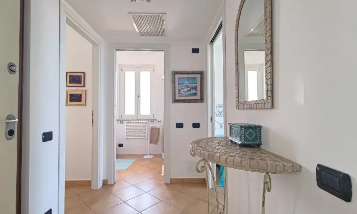Rexer-Iglesias-Elegante-appartamento-con-spendita-vista-mare-Altro