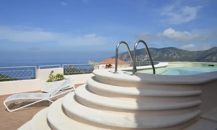 Rexer-Iglesias-Elegante-appartamento-con-spendita-vista-mare-Altro