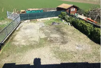 Rexer-Verrua-Po-Vendesi-Villetta-a-Schiera-di-Testa-con-Giardino-e-Ampio-Terrazzo-a-Verrua-Po-Altro