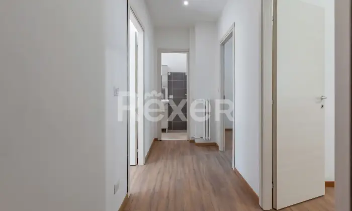 Rexer-Milano-Trilocale-doppi-servizi-ristrutturato-a-nuovo-Altro