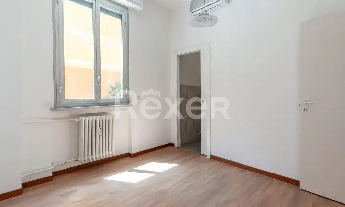 Rexer-Milano-Trilocale-doppi-servizi-ristrutturato-a-nuovo-Altro