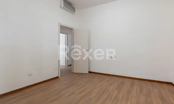 Rexer-Milano-Trilocale-doppi-servizi-ristrutturato-a-nuovo-Altro