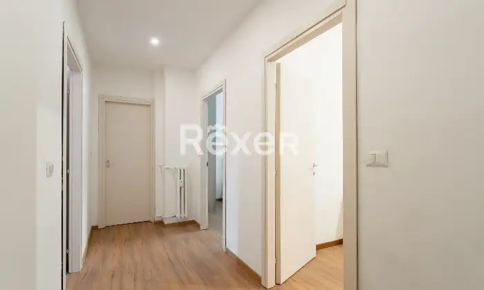 Rexer-Milano-Trilocale-doppi-servizi-ristrutturato-a-nuovo-Altro