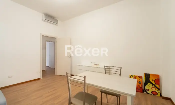 Rexer-Milano-Trilocale-doppi-servizi-ristrutturato-a-nuovo-Altro