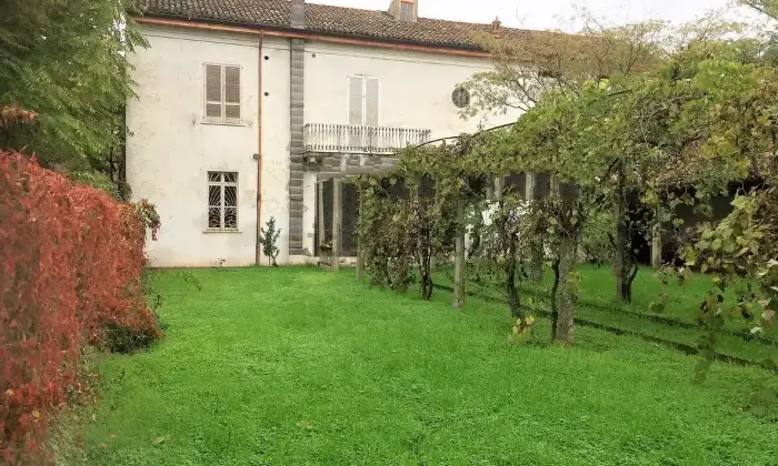 Rexer-Calvatone-Vendesi-elegante-villa-padronale-in-stile-Liberty-a-Calvatone-Altro