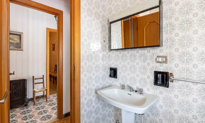 Rexer-Oristano-Elegante-appartamento-con-giardino-privato-in-zona-centrale-Altro