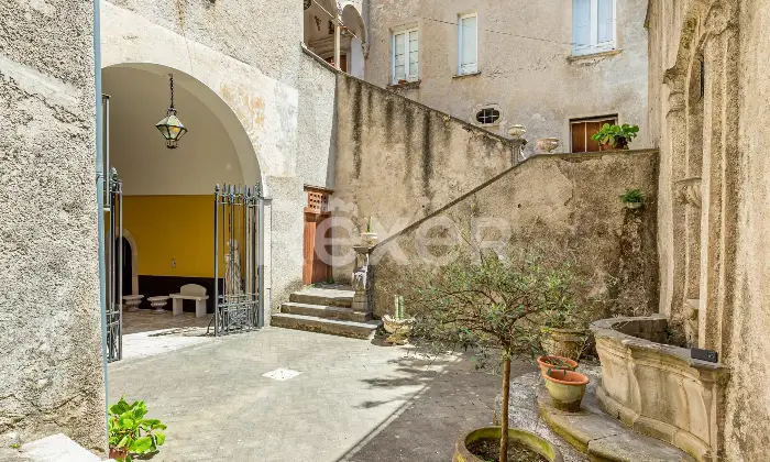 Rexer-PADULA-Affascinante-appartamento-storico-a-pochi-passi-dalla-Certosa-di-Padula-Altro
