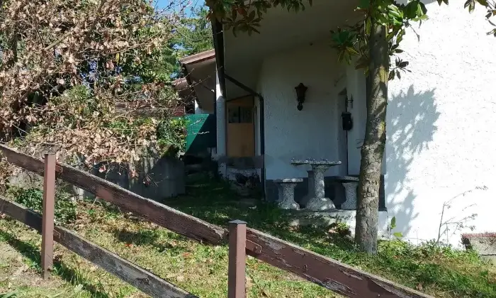 Rexer-Golferenzo-Vendesi-Villetta-in-via-provinciale-Golferenzo-Altro