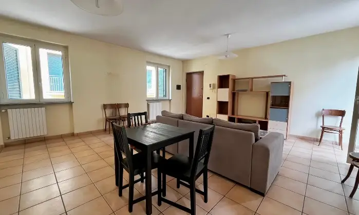 Rexer-Novi-Ligure-Appartamento-con-vista-lago-a-uso-investimento-Altro