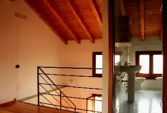 Rexer-Castelleone-Vendesi-Appartamento-su-due-piani-a-Castelleone-Altro