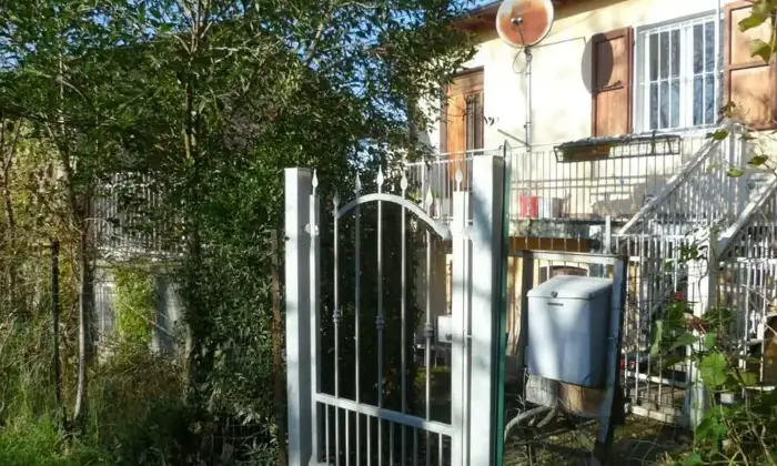 Rexer-Casteggio-Vendesi-Casa-indipendente-in-via-Sgarbina-a-Casteggio-Altro