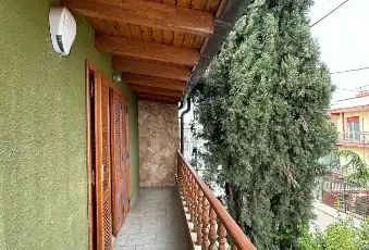 Rexer-Sannicandro-di-Bari-Fittasi-villa-a-schiera-MQ-livelli-a-Sannicandro-BA-Balcone