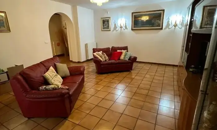 Rexer-Sannicandro-di-Bari-Fittasi-villa-a-schiera-MQ-livelli-a-Sannicandro-BA-Salone