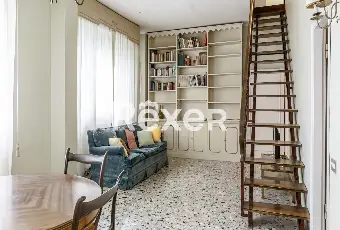 Rexer-Firenze-Via-del-Larione-ultimo-piano-di-vani-con-terrazze-Altro