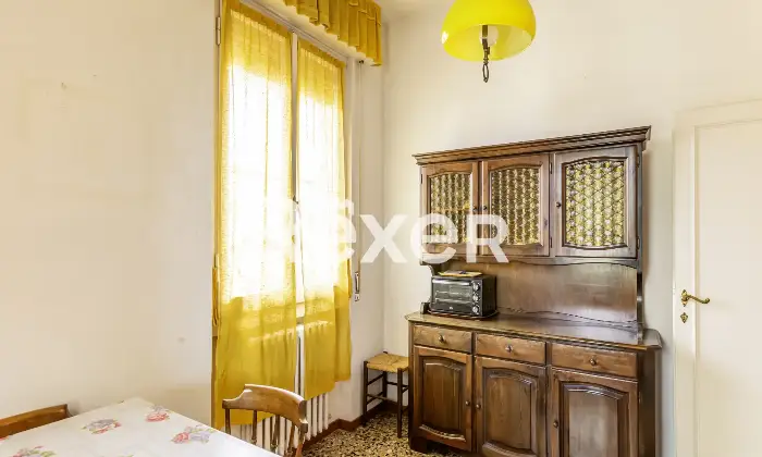 Rexer-Firenze-Via-del-Larione-ultimo-piano-di-vani-con-terrazze-Altro