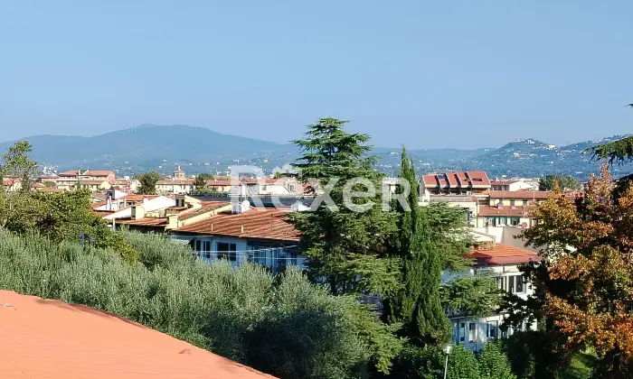 Rexer-Firenze-Via-del-Larione-ultimo-piano-di-vani-con-terrazze-Altro