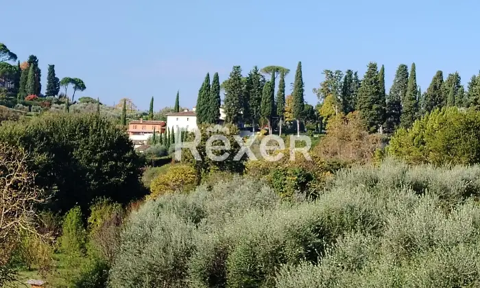 Rexer-Firenze-Via-del-Larione-ultimo-piano-di-vani-con-terrazze-Altro