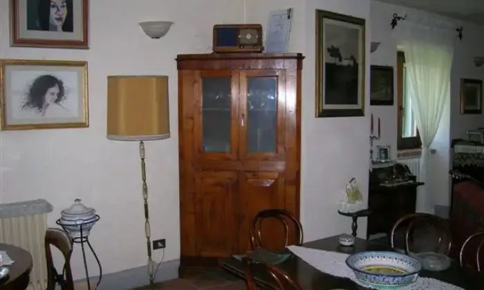 Rexer-Corciano-Residenza-Borgomeo-Umbria-SolomeoCorciano-Perugia-Casale-depoca-anche-per-permute-Altro