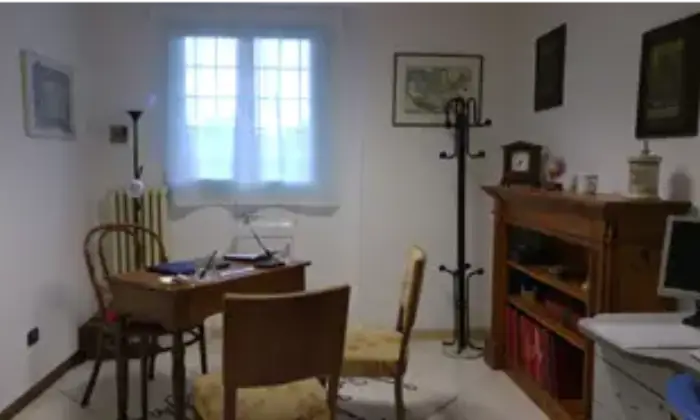 Rexer-Corciano-Residenza-Borgomeo-Umbria-SolomeoCorciano-Perugia-Casale-depoca-anche-per-permute-Altro