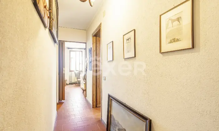 Rexer-Lanzo-Dintelvi-Bilocale-ampio-sito-al-primo-piano-con-terrazzo-in-posizione-centrale-Alta-Valle-Intelvi-Altro