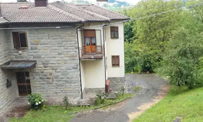 Rexer-Piamaggio-Vendesi-palazzina-plurifamiliare-a-Piamaggio-Monghidoro-Altro